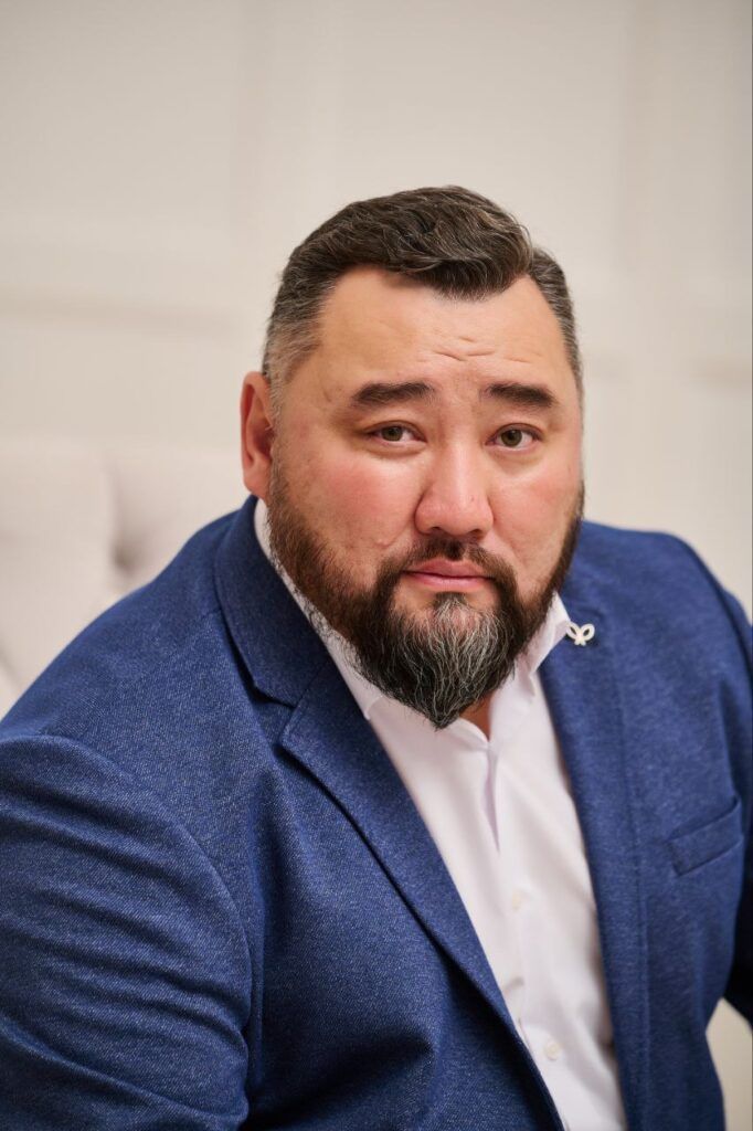 Султангалиев